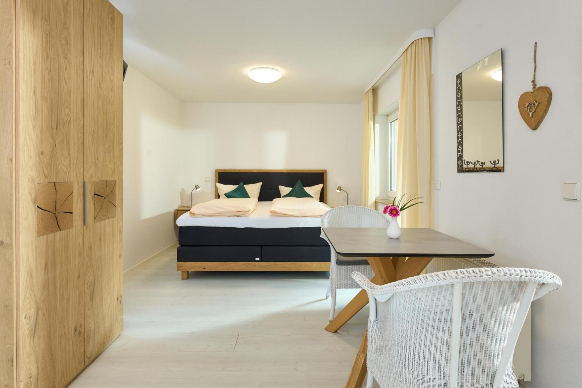 Thermen Appartements Gabriela, Appartement 24 Qm Bad Krozingen Eksteriør billede